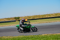 anglesey-no-limits-trackday;anglesey-photographs;anglesey-trackday-photographs;enduro-digital-images;event-digital-images;eventdigitalimages;no-limits-trackdays;peter-wileman-photography;racing-digital-images;trac-mon;trackday-digital-images;trackday-photos;ty-croes